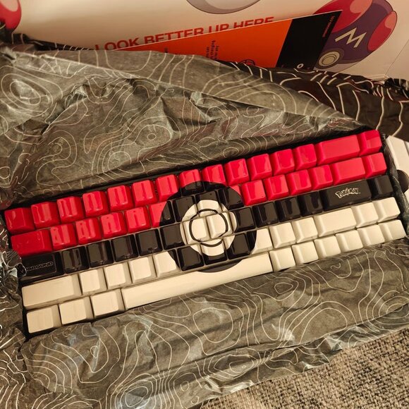Pokémon x Higround Poké Ball Base 65 Limited Edition Keyboard